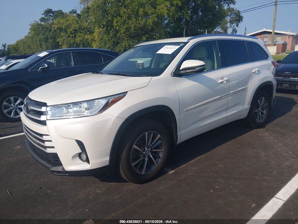 2017 TOYOTA HIGHLANDER XLE