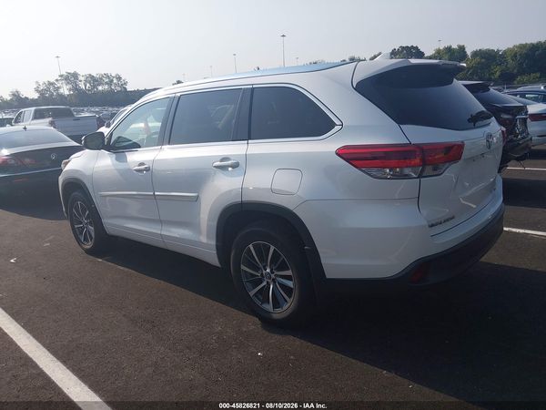 2017 TOYOTA HIGHLANDER XLE