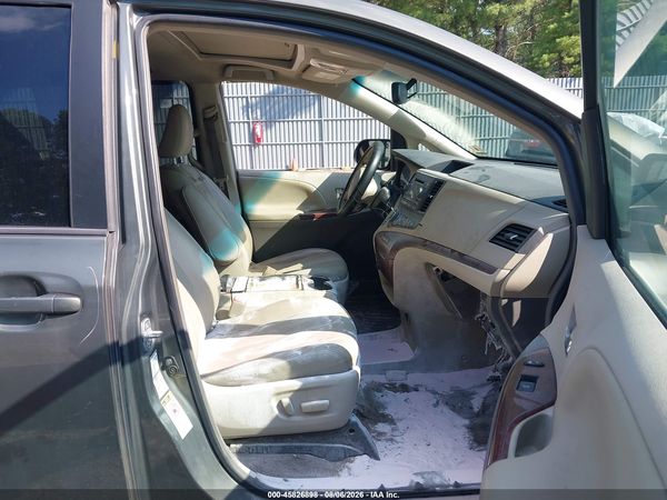 2012 TOYOTA SIENNA XLE 7 PASSENGER