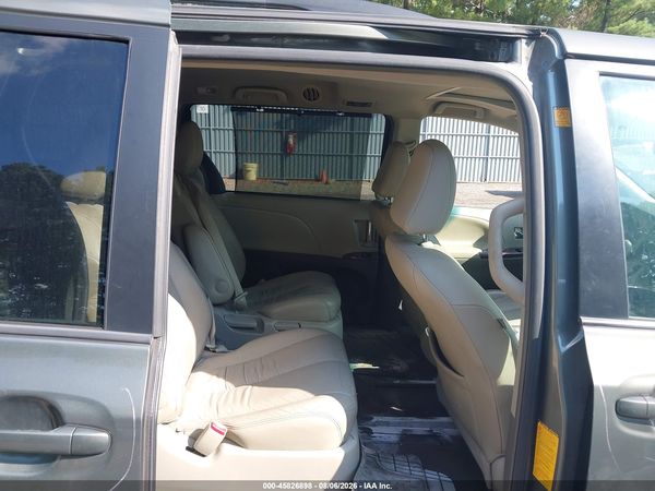 2012 TOYOTA SIENNA XLE 7 PASSENGER