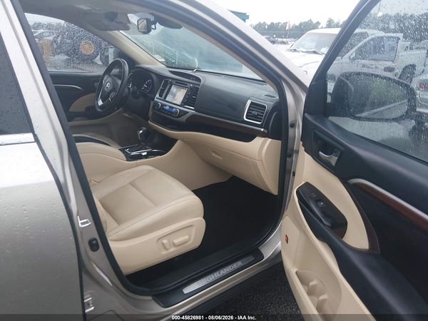2016 TOYOTA HIGHLANDER LIMITED V6
