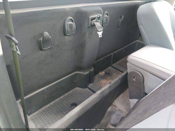 2017 RAM 1500 TRADESMAN  4X2 8' BOX