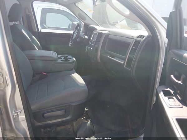 2017 RAM 1500 TRADESMAN  4X2 6'4 BOX