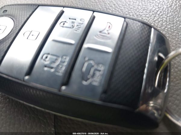 2016 KIA SEDONA EX