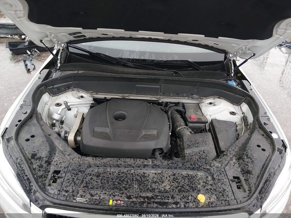 2018 VOLVO XC90 T6 MOMENTUM