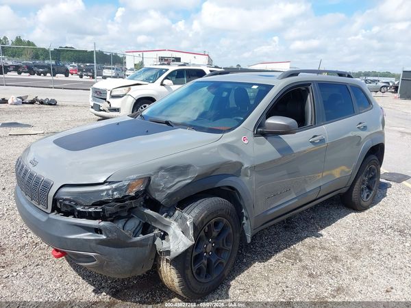 2019 JEEP CHEROKEE TRAILHAWK 4X4