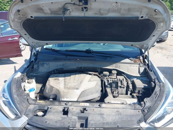 2017 HYUNDAI SANTA FE SE