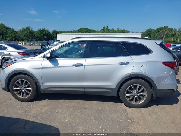 2017 HYUNDAI SANTA FE SE