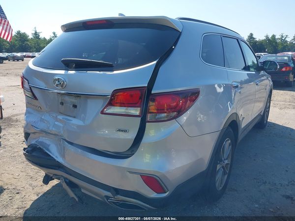 2017 HYUNDAI SANTA FE SE
