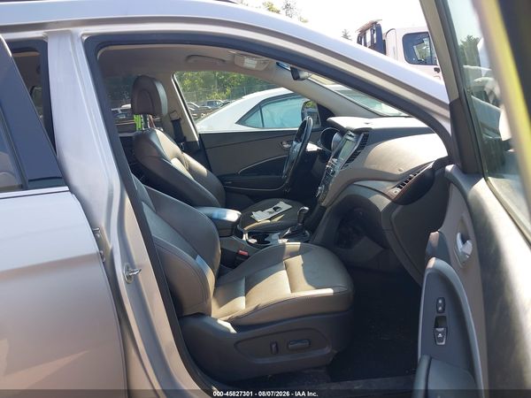 2017 HYUNDAI SANTA FE SE