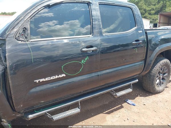2022 TOYOTA TACOMA SR5 V6