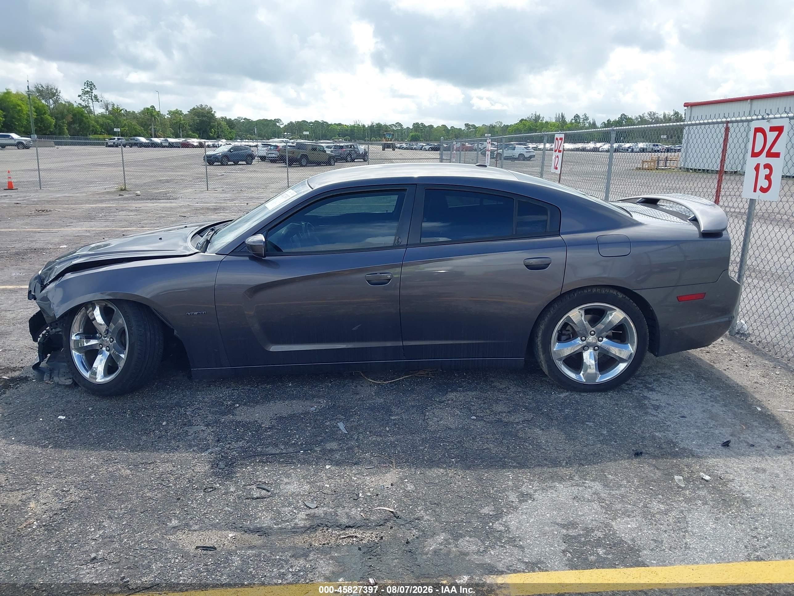2013 DODGE CHARGER ROAD/TRACK