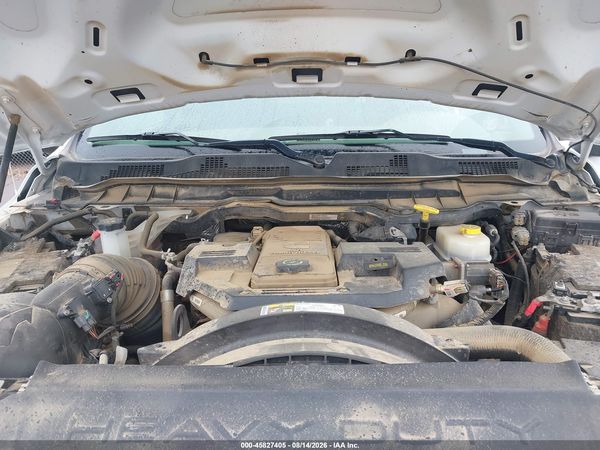 2018 RAM 3500 CHASSIS TRADESMAN/SLT