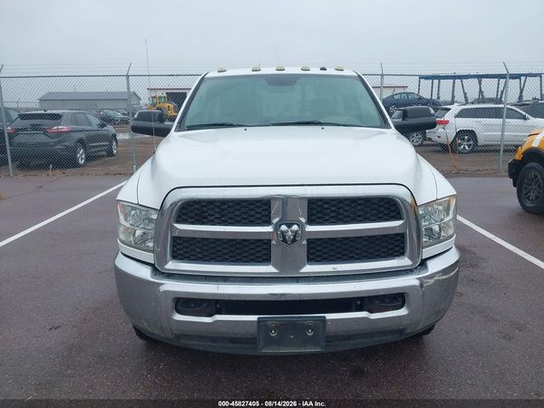 2018 RAM 3500 CHASSIS TRADESMAN/SLT