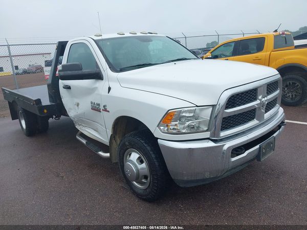 2018 RAM 3500 CHASSIS TRADESMAN/SLT