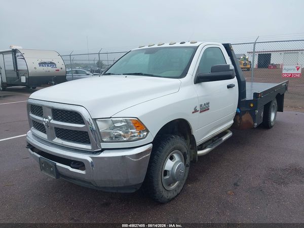 2018 RAM 3500 CHASSIS TRADESMAN/SLT