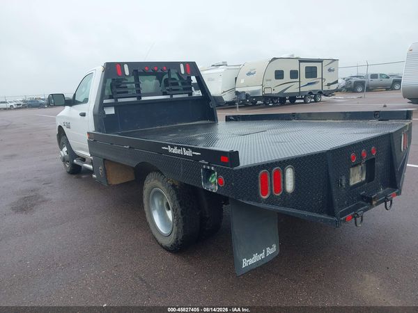 2018 RAM 3500 CHASSIS TRADESMAN/SLT