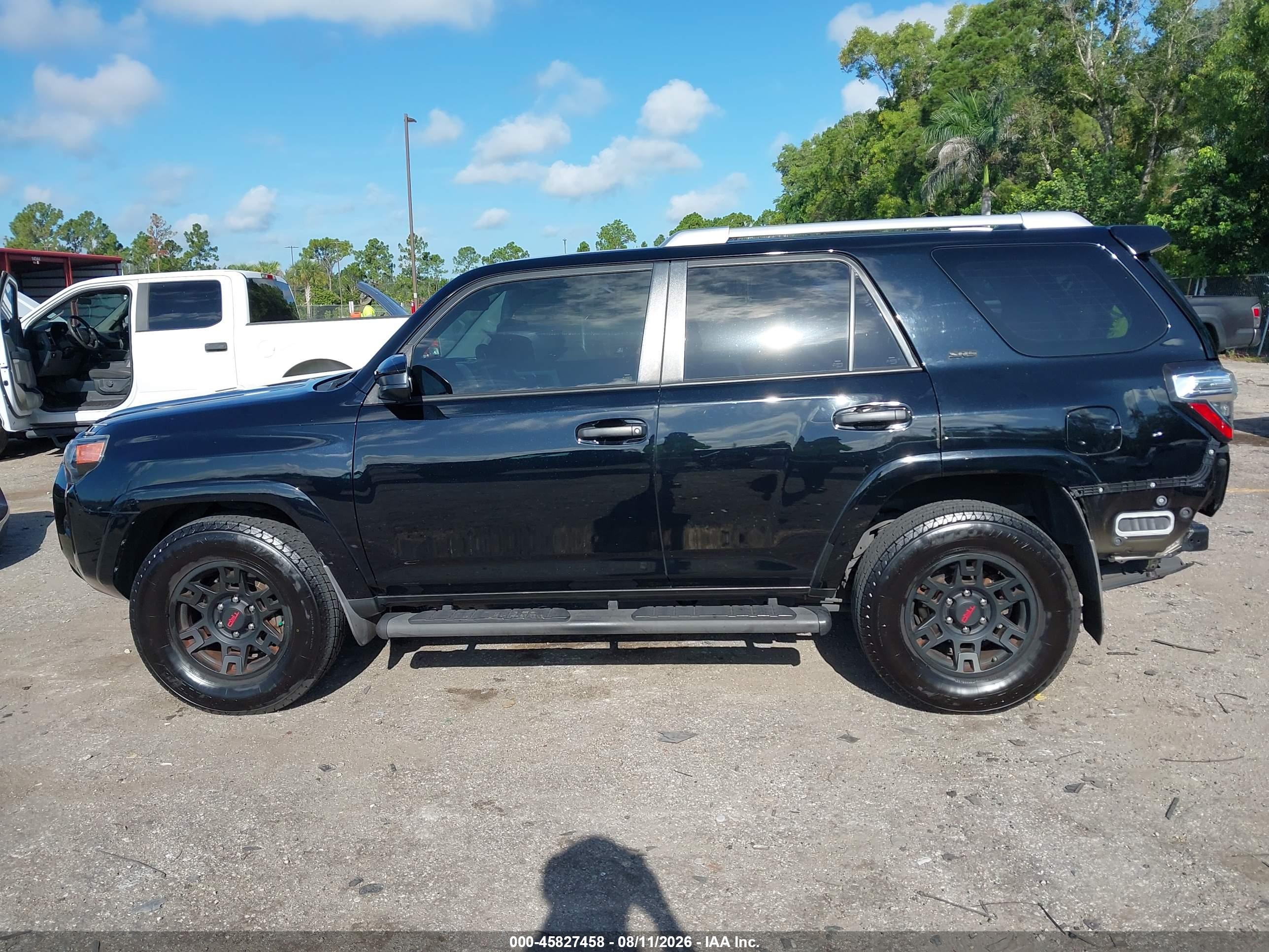 2018 TOYOTA 4RUNNER SR5