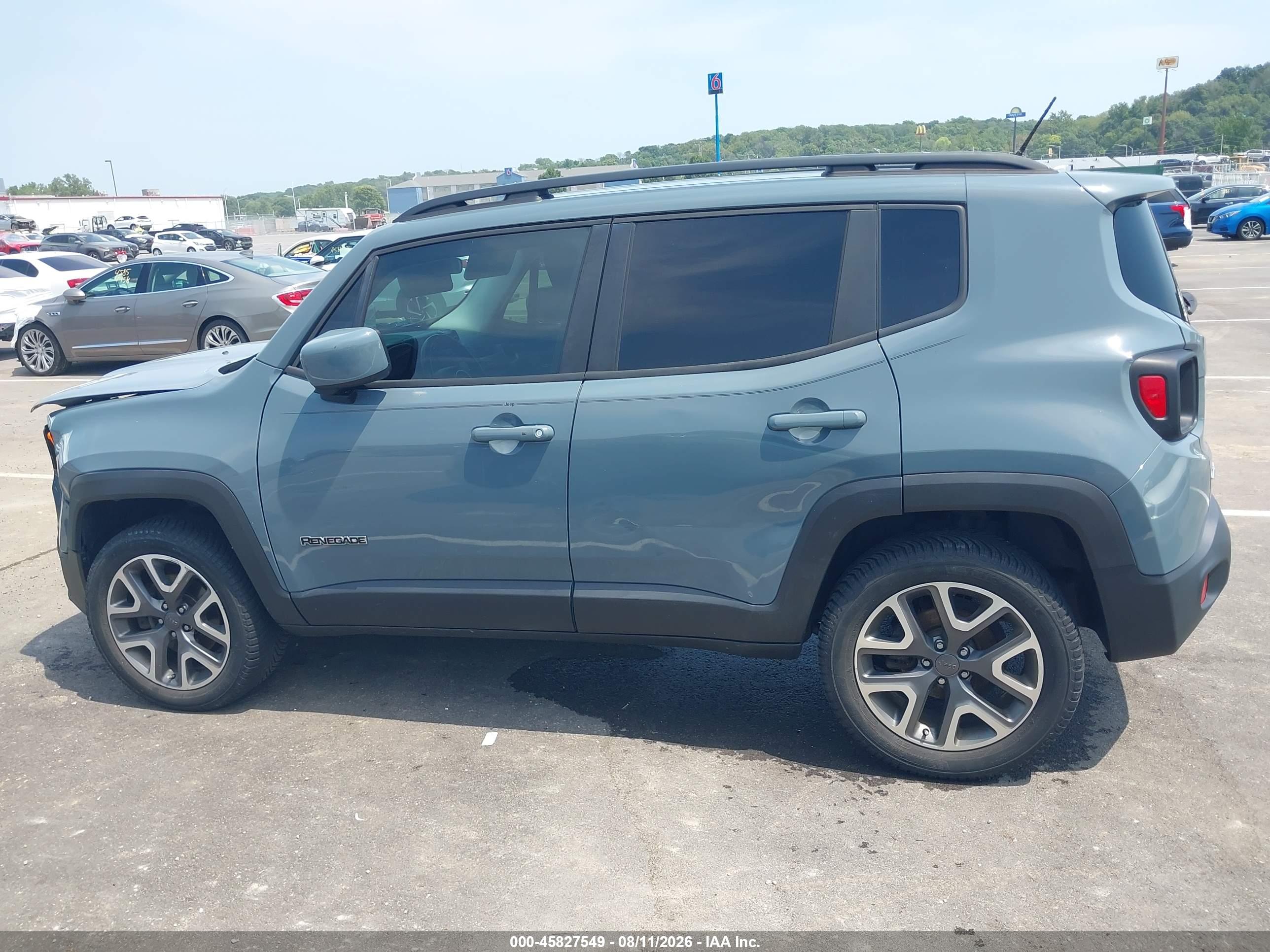 2017 JEEP RENEGADE LATITUDE