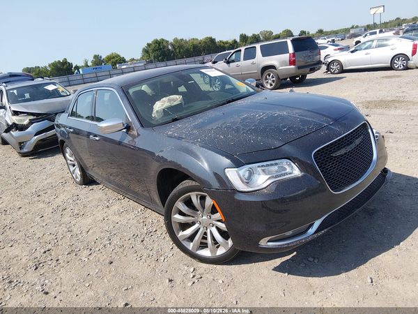 2018 CHRYSLER 300 LIMITED