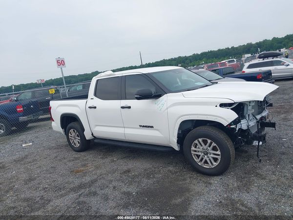 2026 TOYOTA TUNDRA SR5 CREWMAX 5.5' BED