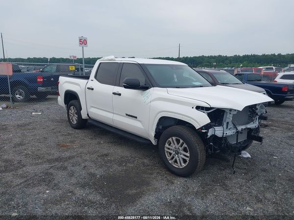 2026 TOYOTA TUNDRA SR5 CREWMAX 5.5' BED