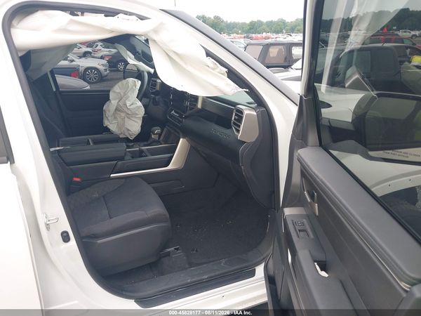 2026 TOYOTA TUNDRA SR5 CREWMAX 5.5' BED