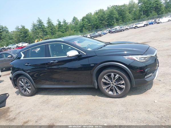 2017 INFINITI QX30 PREMIUM