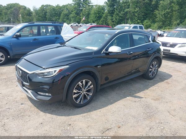 2017 INFINITI QX30 PREMIUM