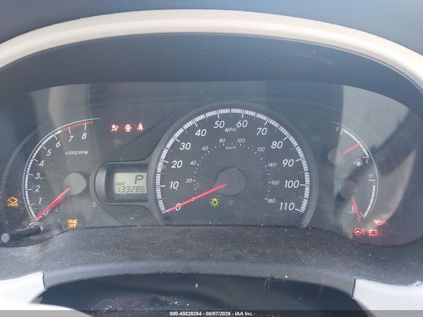 2013 TOYOTA SIENNA LE V6 8 PASSENGER