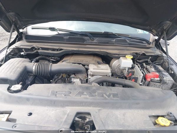 2019 RAM 1500 LARAMIE  4X4 5'7 BOX