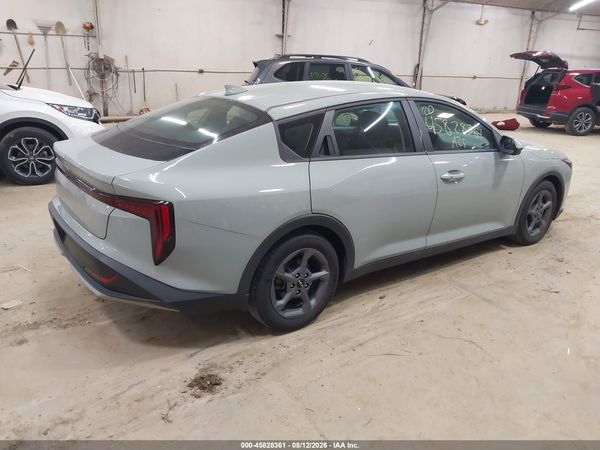 2025 KIA K4 LXS