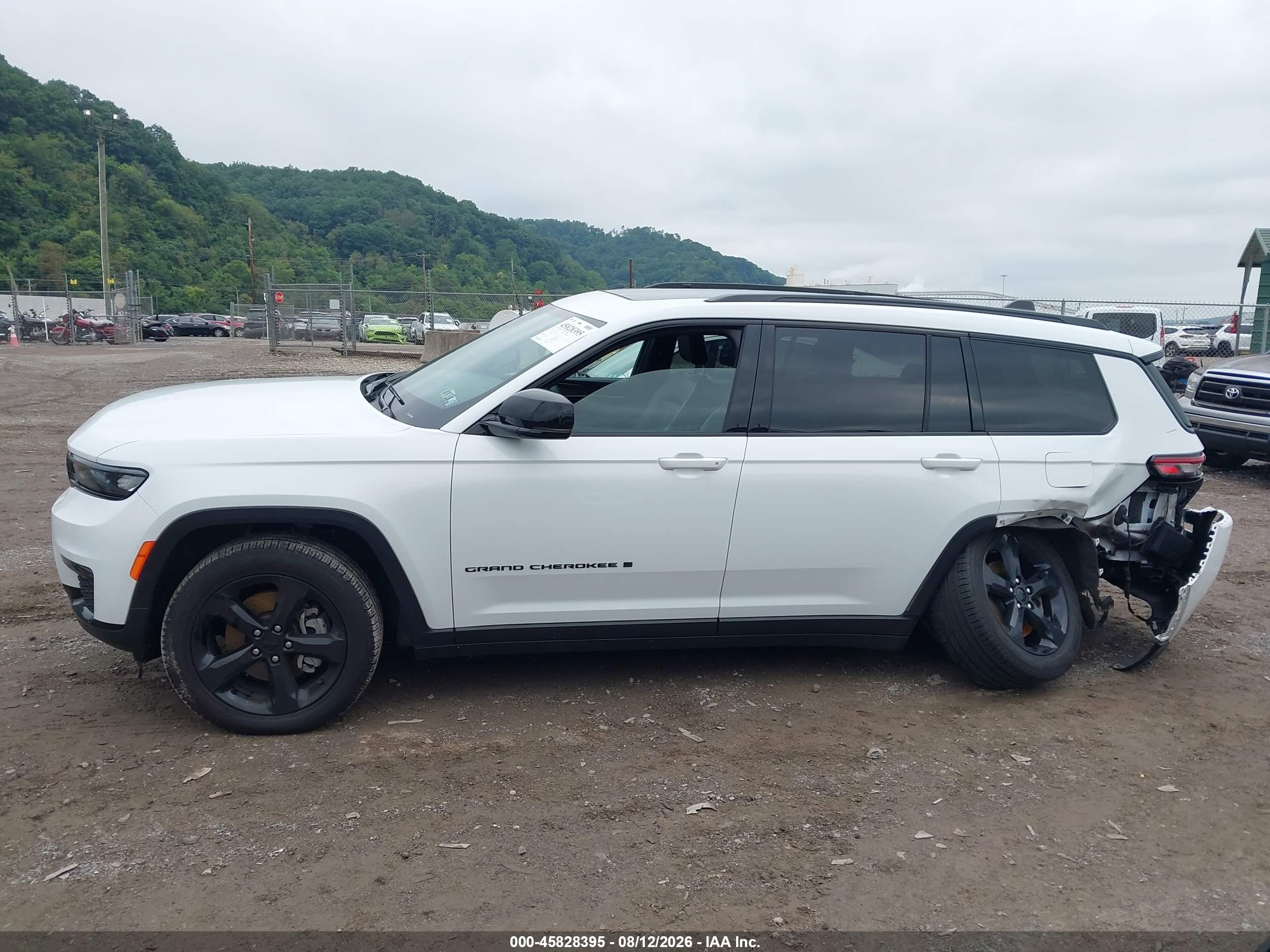 2025 JEEP GRAND CHEROKEE L LIMITED 4X4