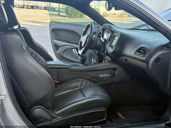 2016 DODGE CHALLENGER SRT 392