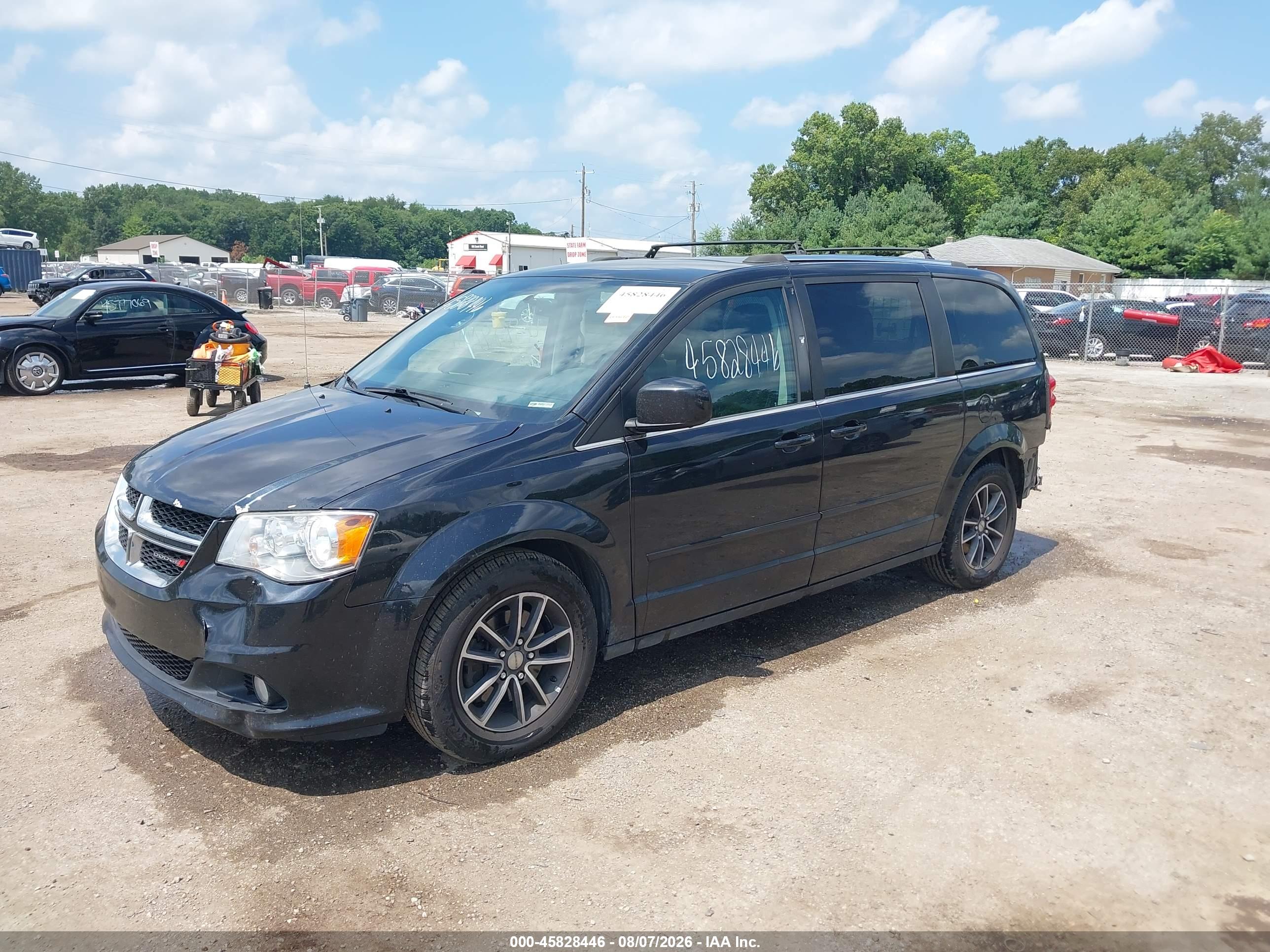 2017 DODGE GRAND CARAVAN SXT — I2