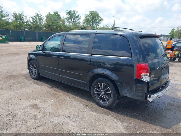 2017 DODGE GRAND CARAVAN SXT — I3