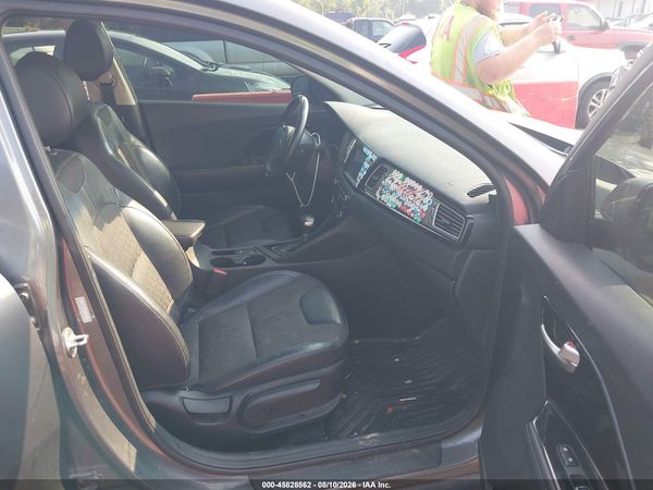 2017 KIA NIRO EX