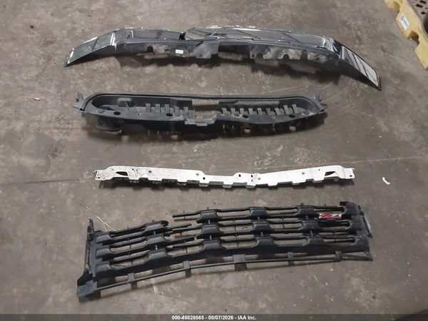 2023 CHEVROLET SILVERADO 2500HD 4WD  STANDARD BED LT — I156