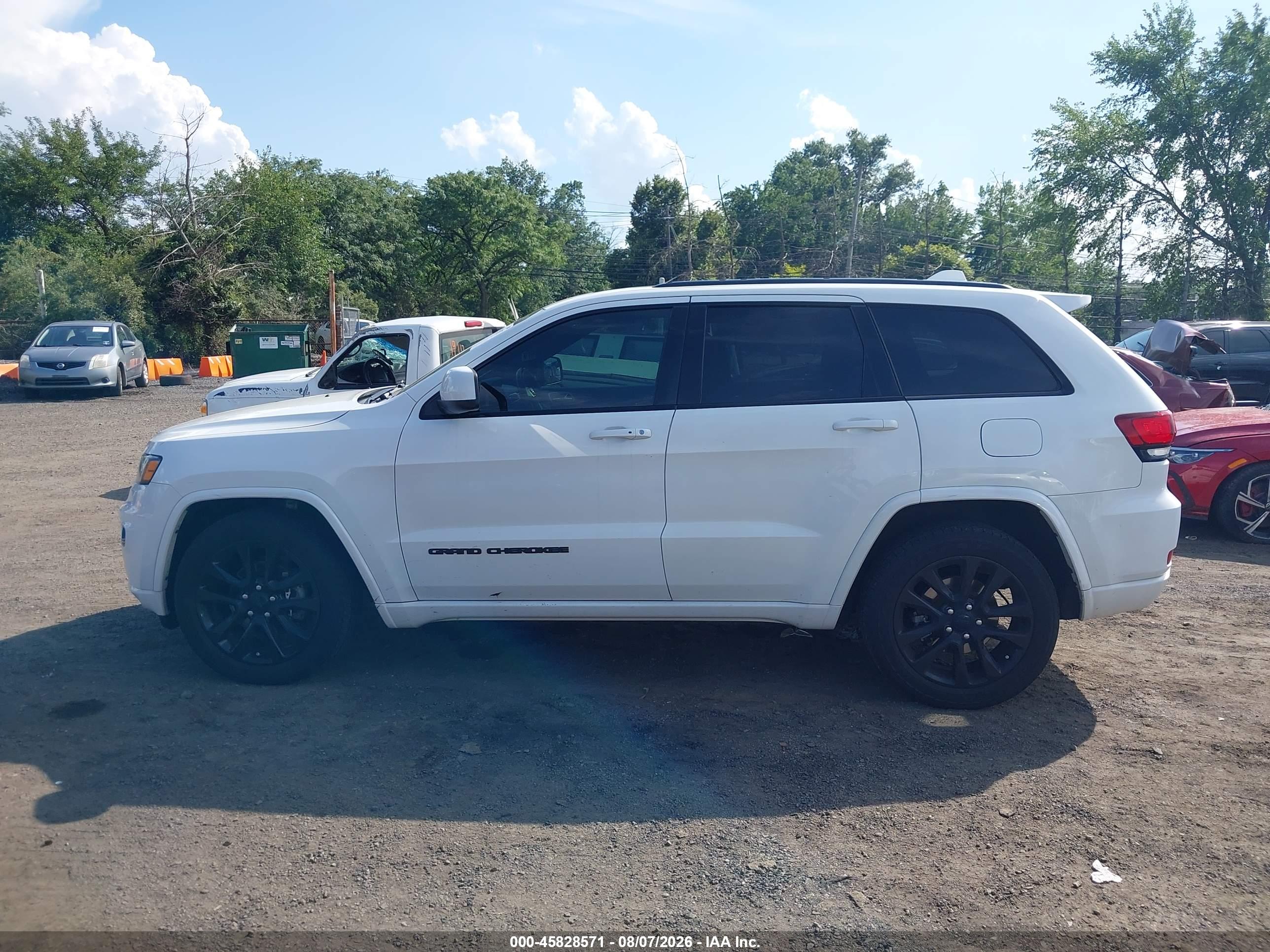 2019 JEEP GRAND CHEROKEE ALTITUDE 4X2