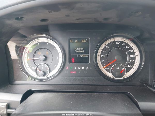 2017 RAM 1500 SLT  4X4 6'4 BOX