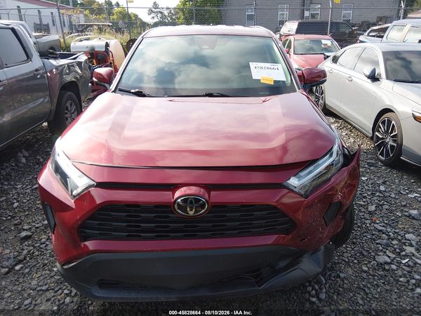 2025 TOYOTA RAV4 LE
