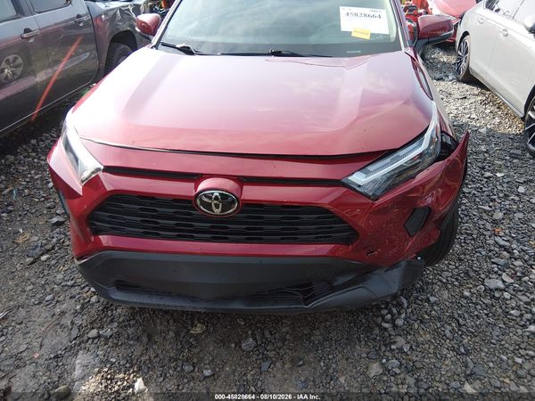 2025 TOYOTA RAV4 LE
