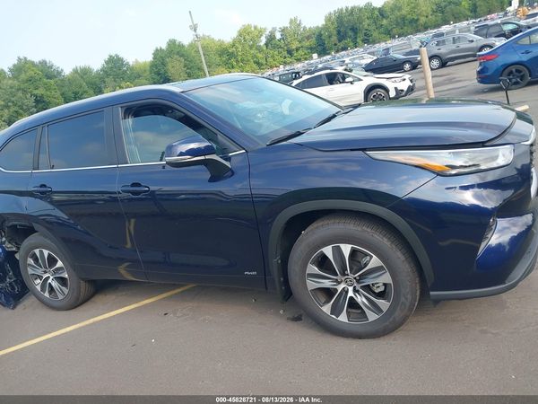 2026 TOYOTA HIGHLANDER HYBRID XLE