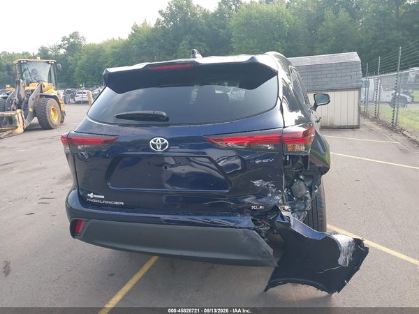 2026 TOYOTA HIGHLANDER HYBRID XLE