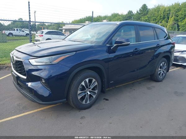 2026 TOYOTA HIGHLANDER HYBRID XLE