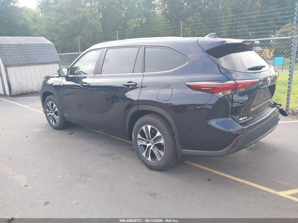 2026 TOYOTA HIGHLANDER HYBRID XLE