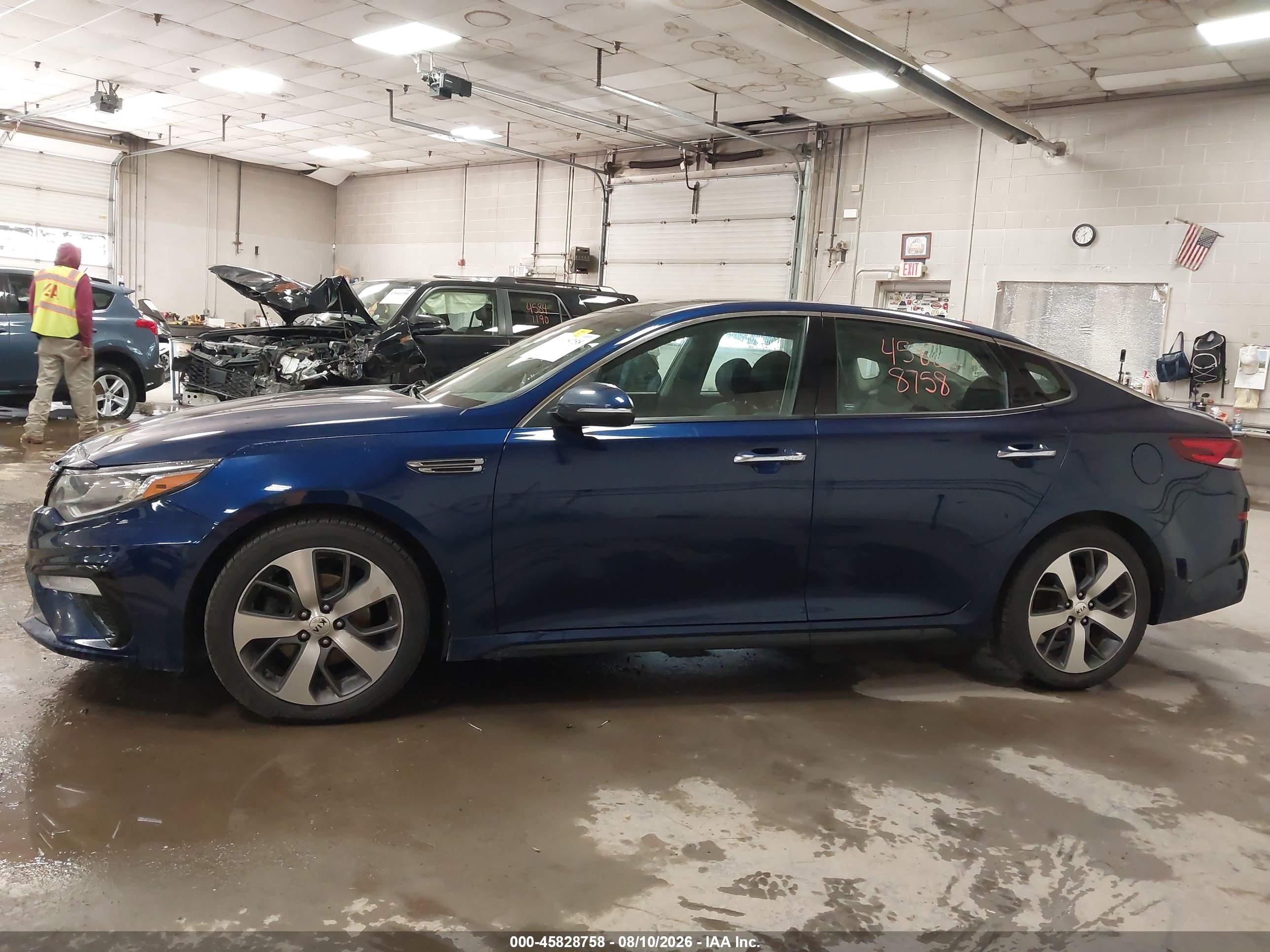 2019 KIA OPTIMA S