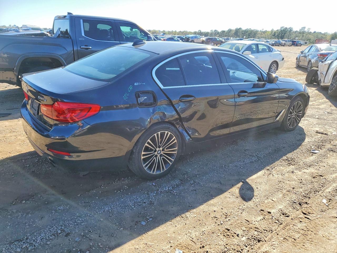 2019 BMW 530E