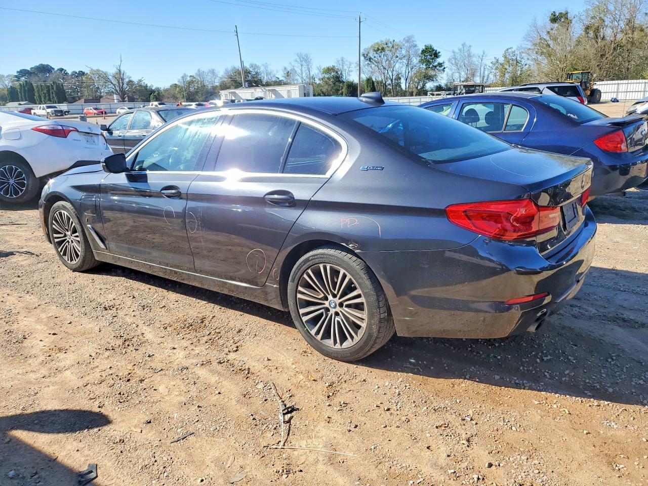 2019 BMW 530E