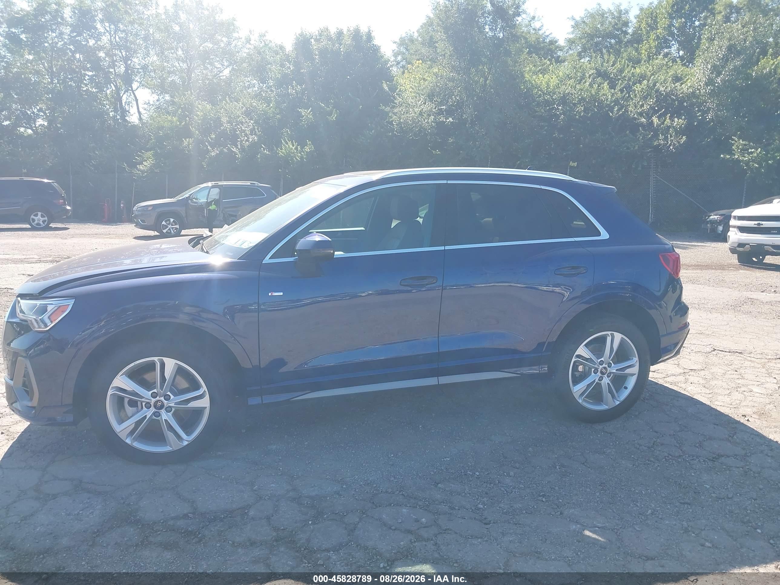 2023 AUDI Q3